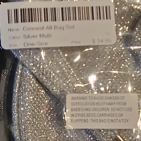 Travel Bag Set - Picture 3 of 3